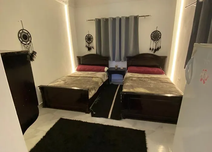 Havana House Szálloda *